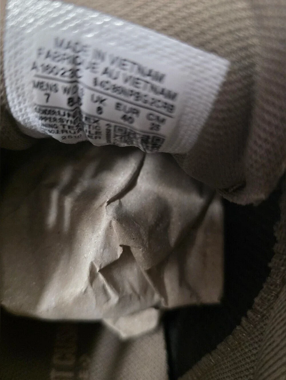 Converse Unisex Sport Casual Men's Low-Top Sneakers in Taupe with White Midsole